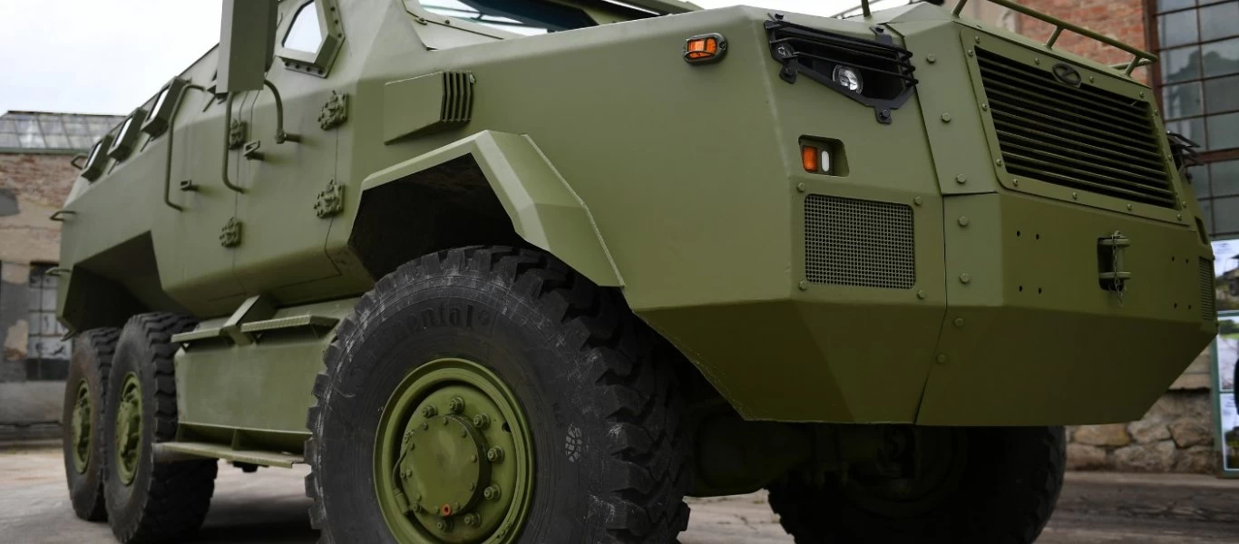 Σερβία: Δεν περιμένει από τον… τουρισμό - Παρουσίασε νέο όχημα MRAP